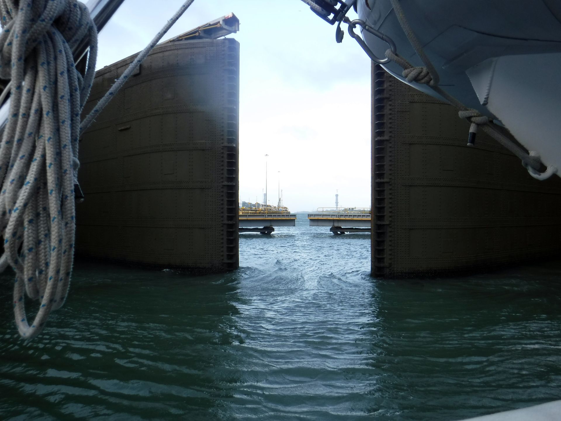 Le grandi porte delle chiuse - Panama Canal